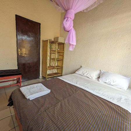 Randa'S House I Homestay Ruhengeri Luaran gambar