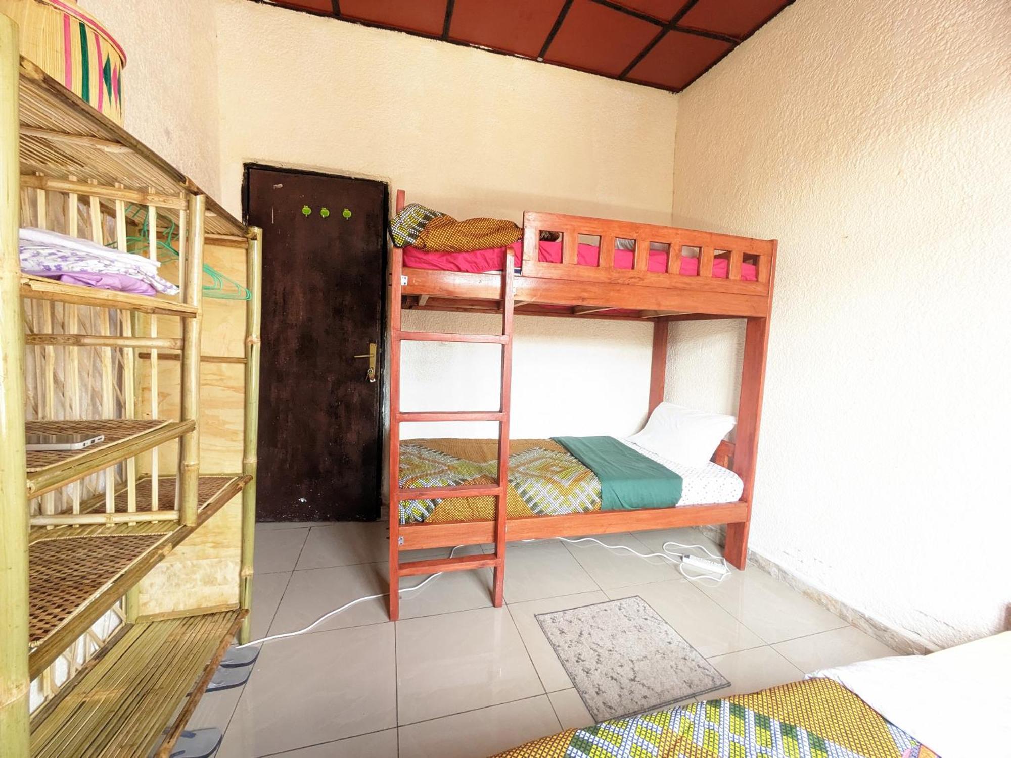 Randa'S House I Homestay Ruhengeri Luaran gambar