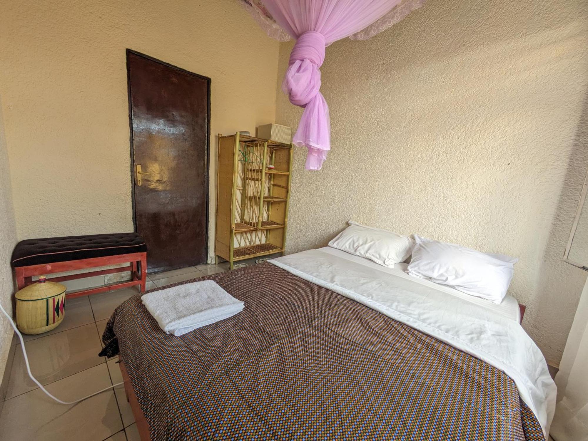 Randa'S House I Homestay Ruhengeri Luaran gambar