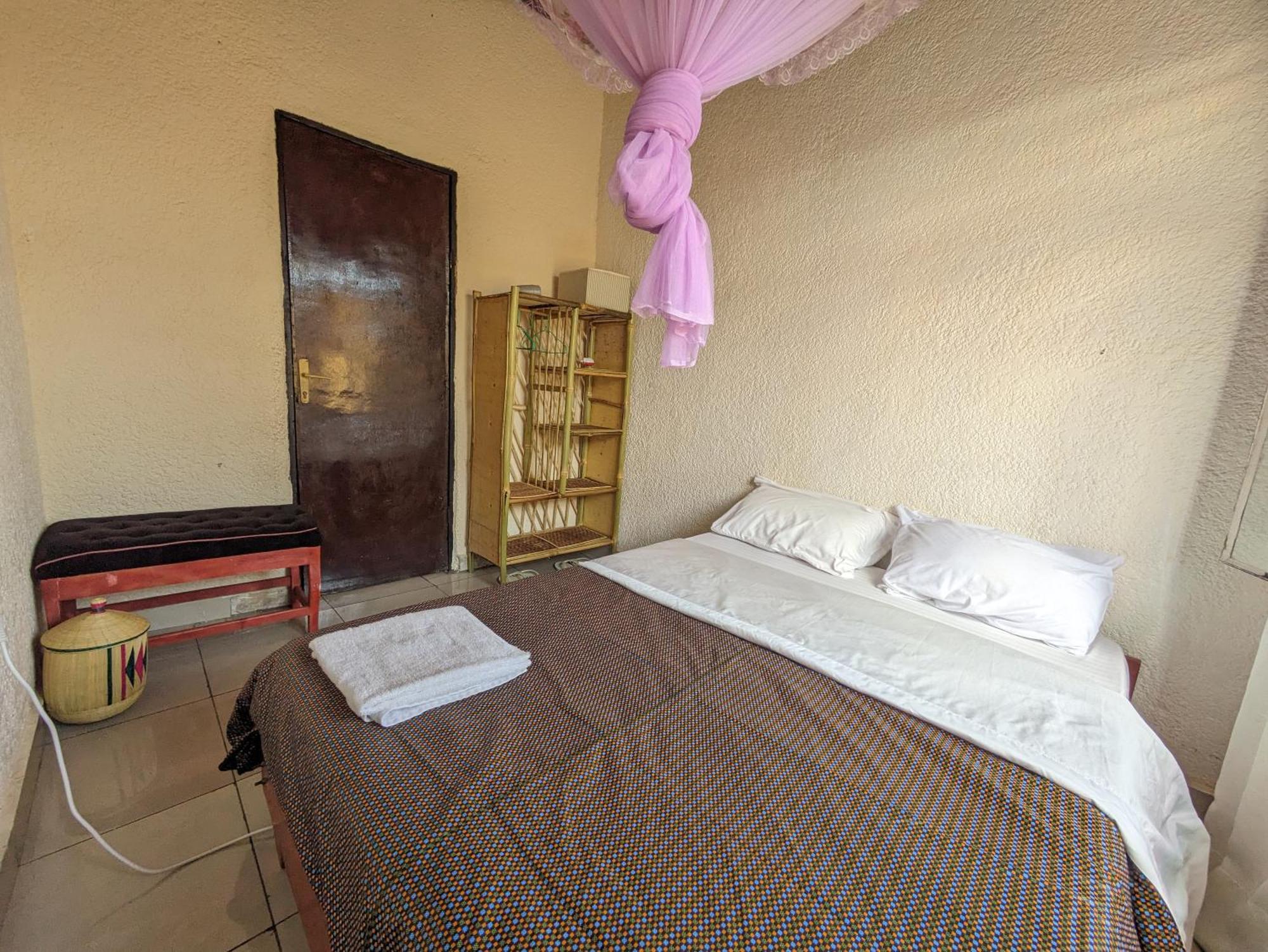 Randa'S House I Homestay Ruhengeri Luaran gambar