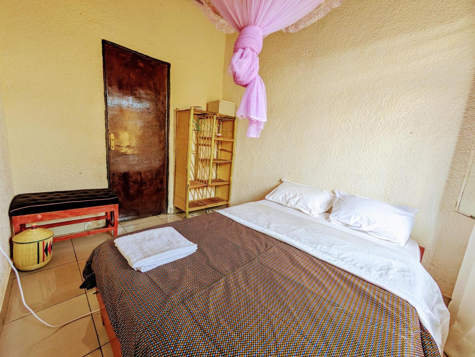 Randa'S House I Homestay Ruhengeri Luaran gambar